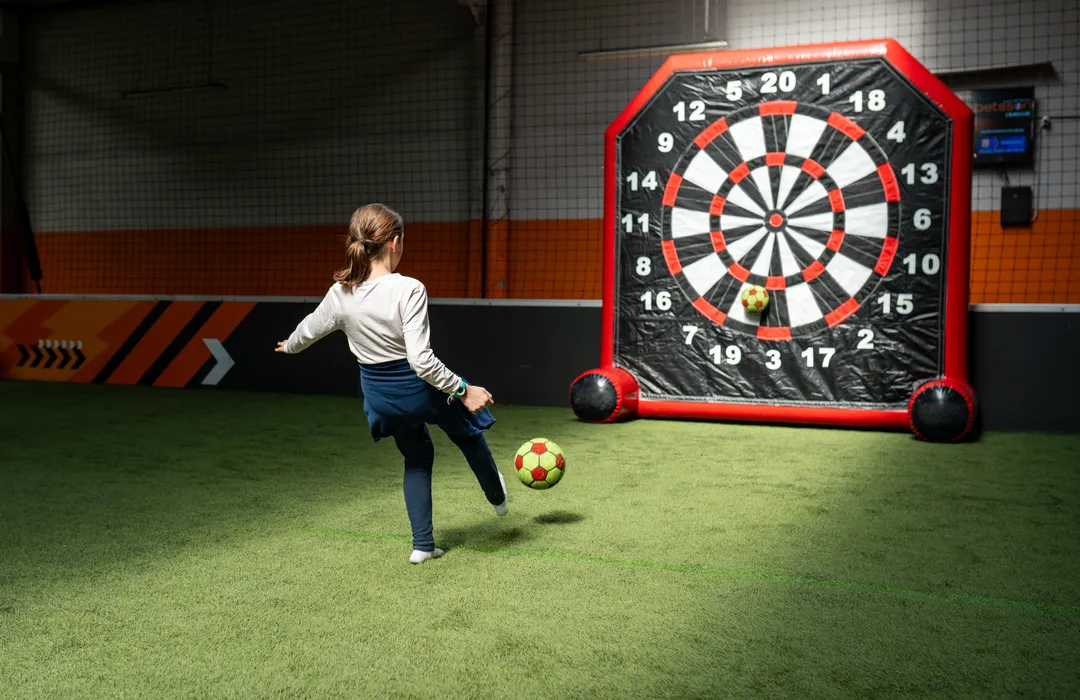 Bubble foot Bordeaux UniGames - jeunes fille football balle