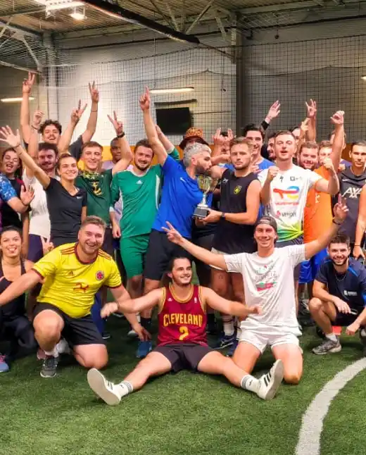 Team building entreprise Bordeaux - seminaire entreprise bordeaux pose