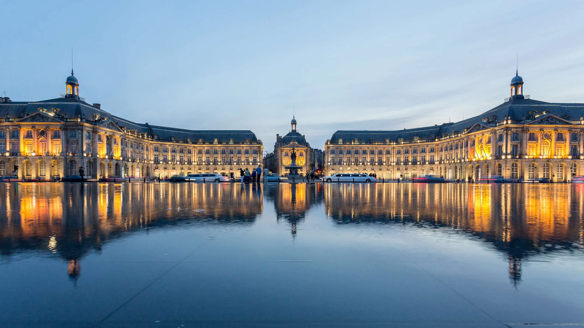 La Place de la Bourse et le Miroir d’Eau